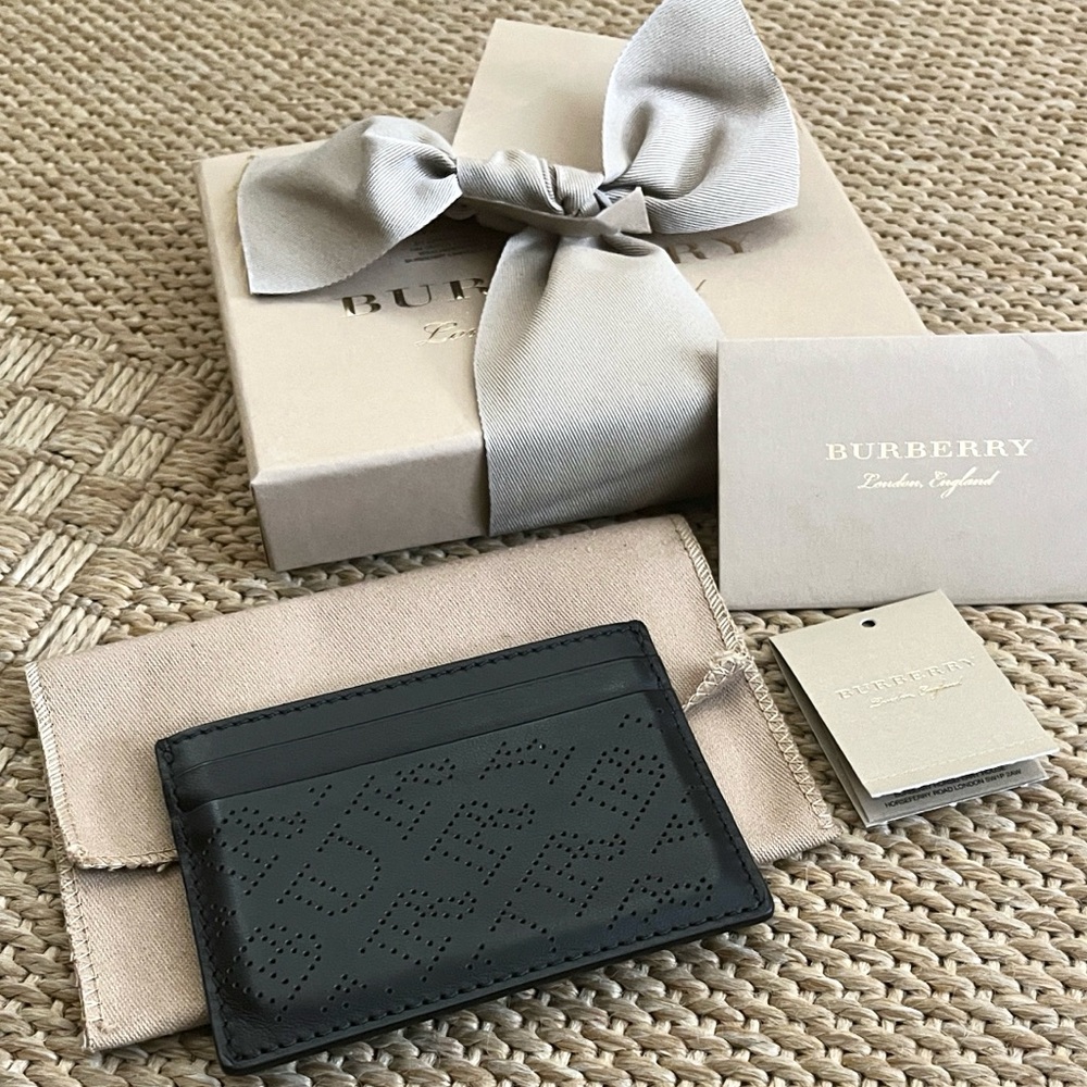 Authentic Burberry Men’s Black Perforated Leather Sandon Card Holder - Picture 2 of 11
